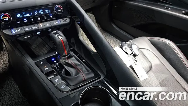 Hyundai AVANTE Новый Avante (CN7) — Фото автомобиля 9