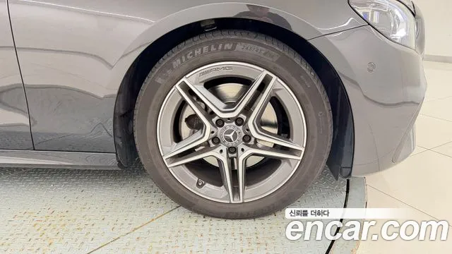 Mercedes-Benz E-Class W213 — Фото автомобиля 9