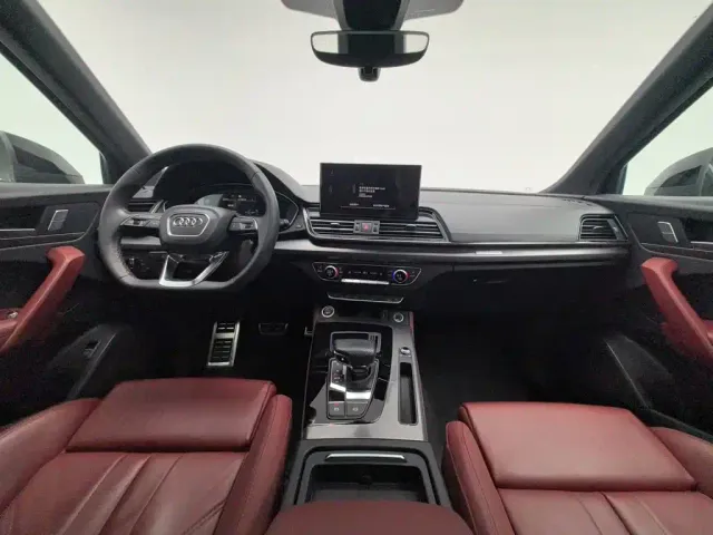 Audi Q5L — Фото автомобиля 5