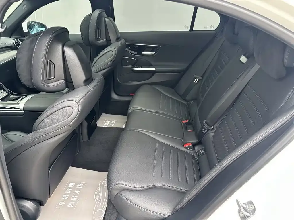Mercedes-Benz Mercedes-Benz C-Class 2025 Facelift C 260 L Sport Edition — Фото автомобиля 9