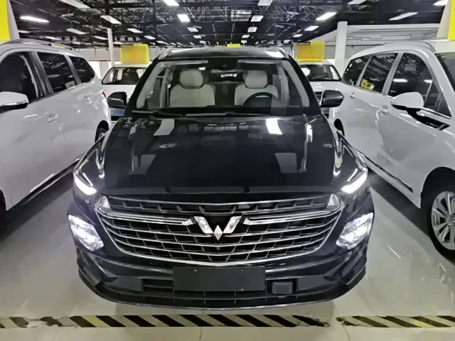 Wuling Victory — Фото автомобиля 2