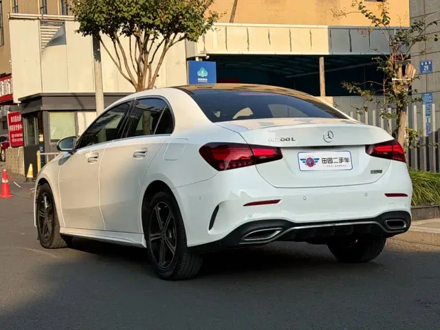 Mercedes-Benz A-Class — Фото автомобиля 4