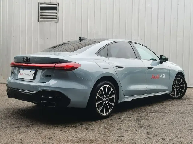 Audi A5L — Фото автомобиля 14