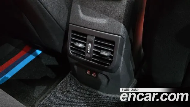 BMW 1 Series F40 — Фото автомобиля 30