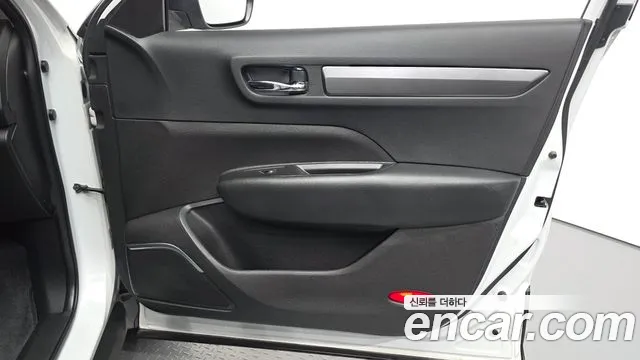 Renault-KoreaSamsung QM6 Новый QM6 2.0 LPe LE Signature 2WD — Фото автомобиля 18