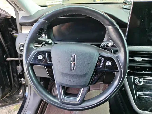 Lincoln Corsair — Фото автомобиля 15