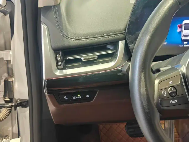 BMW X1 — Фото автомобиля 11
