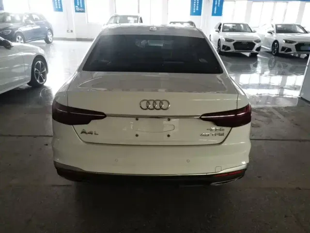 Audi A4L — Фото автомобиля 5