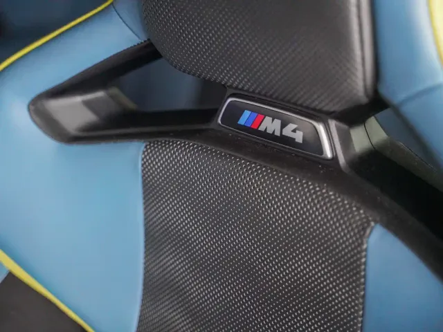 BMW M4 — Фото автомобиля 6