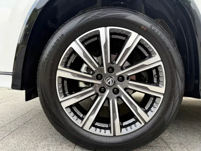 Changan CS75 Plus — Фото автомобиля 14