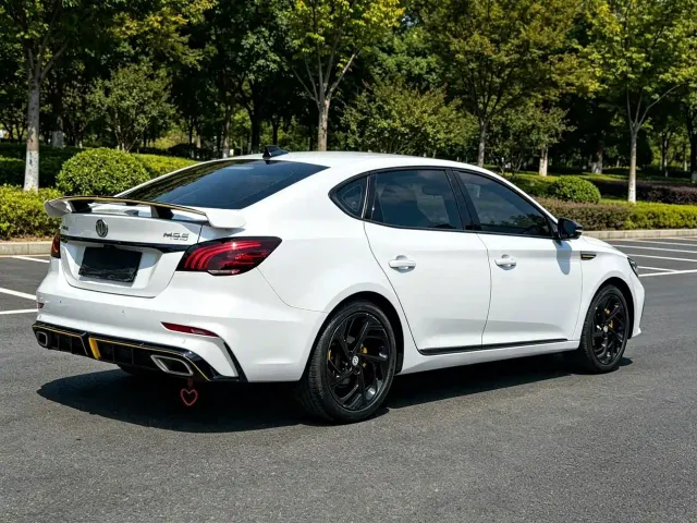MG MG6 2021 Pro 1.5T Auto Trend Luxury Edition — Фото автомобиля 6