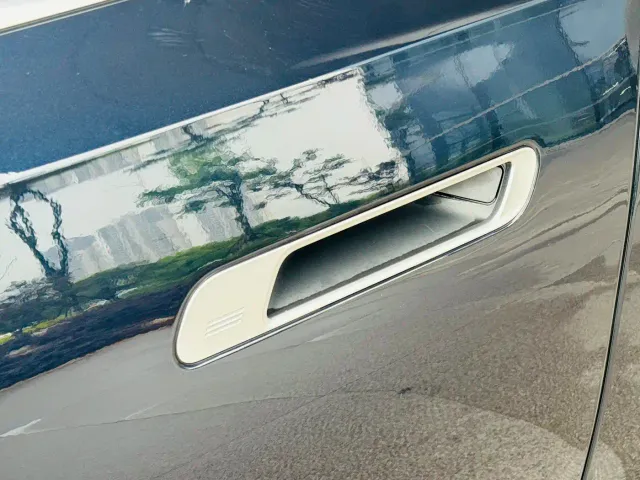 BMW 7 Series — Фото автомобиля 11