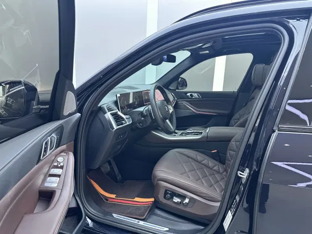 BMW X5 — Фото автомобиля 14