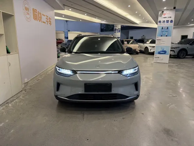 Leapmotor C11 — Фото автомобиля 2