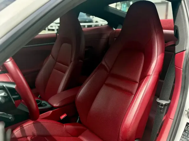 Porsche 911 — Фото автомобиля 14