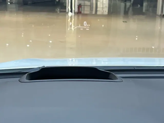 Toyota Granvia — Фото автомобиля 12