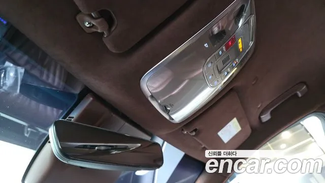 Genesis G90 Бензин 3.5 турбо AWD — Фото автомобиля 24