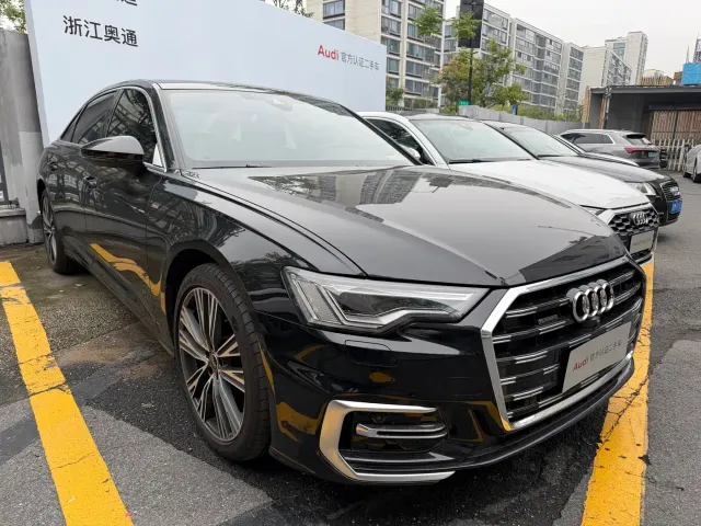 Audi A6L — Фото автомобиля 3