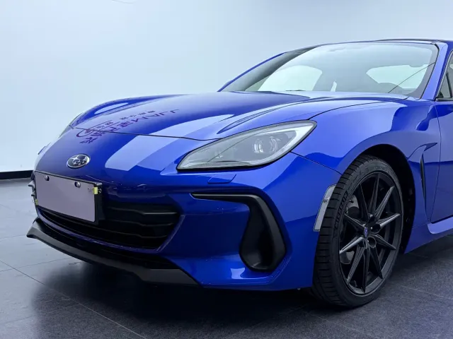 Subaru BRZ — Фото автомобиля 4