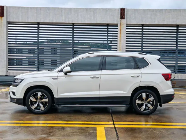 Volkswagen Tharu — Фото автомобиля 4