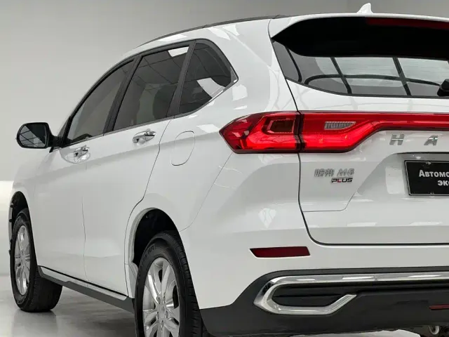Haval M6 — Фото автомобиля 11