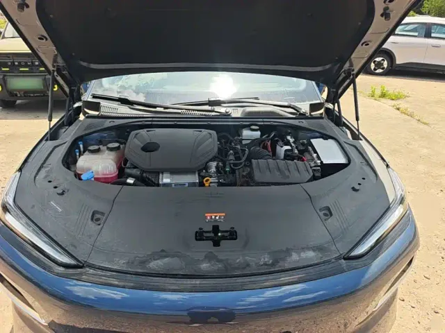 Geely Galaxy Xingyao 8 — Фото автомобиля 19