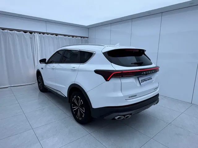 Jetour X70 Plus — Фото автомобиля 6