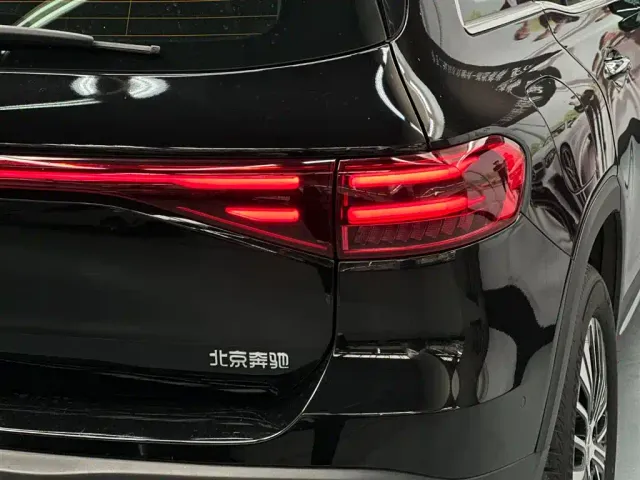 Mercedes-Benz EQB — Фото автомобиля 5
