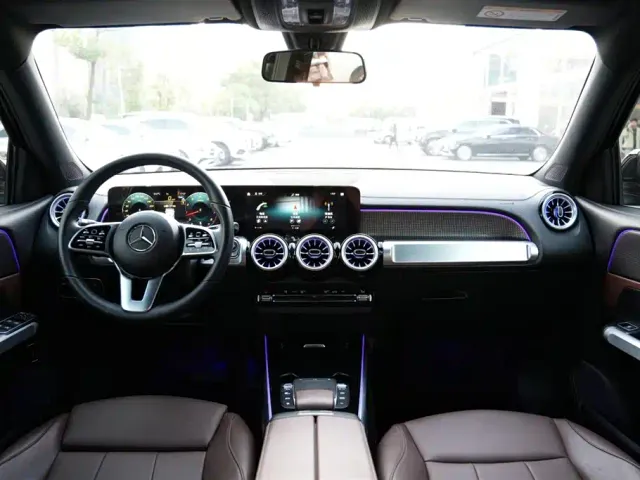 Mercedes-Benz GLB-Class — Фото автомобиля 23