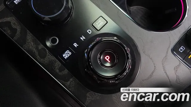 Genesis GV80 — Фото автомобиля 9