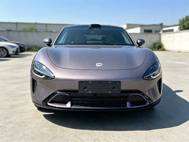 Xiaomi SU7 — Фото автомобиля 2