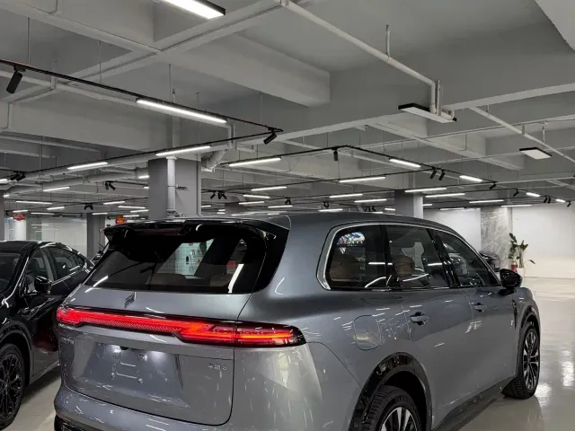 Huajing Baojun S — Фото автомобиля 9