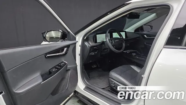 Kia EV6 — Фото автомобиля 21