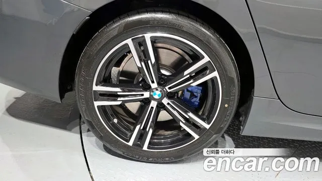 BMW 3-Series 3 серия (G20) 320i M Sport — Фото автомобиля 5