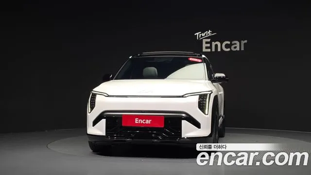 Kia EV3 — Фото автомобиля 3