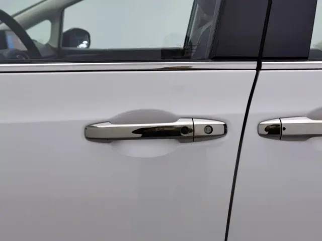 Honda Odyssey — Фото автомобиля 18