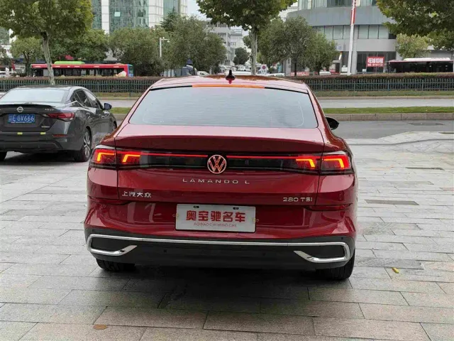 Volkswagen Lamando — Фото автомобиля 8