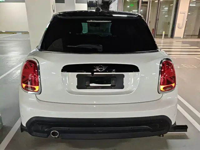 MINI Hatch — Фото автомобиля 5