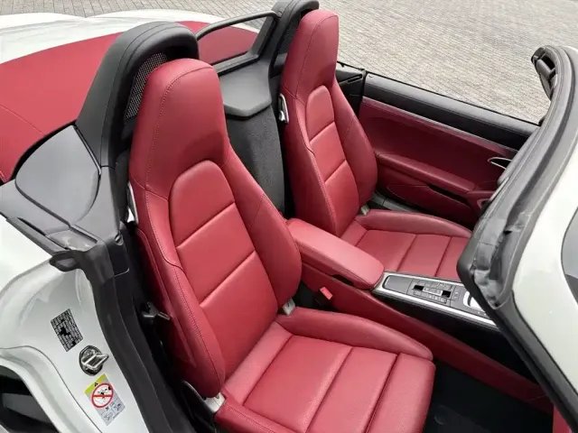 Porsche 718 — Фото автомобиля 14