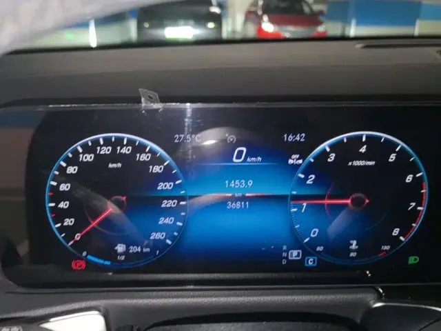 Mercedes-Benz GLB-Class — Фото автомобиля 14