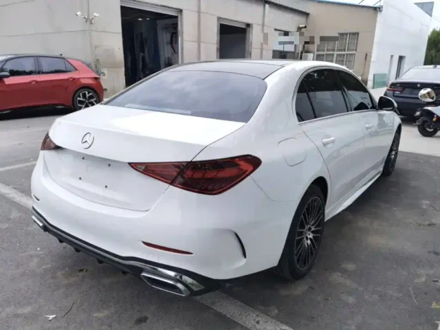 Mercedes-Benz C-Class — Фото автомобиля 6