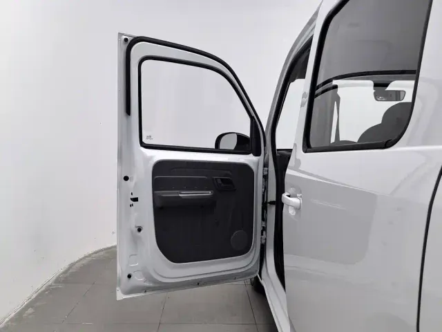 Wuling Zhiguang NEV — Фото автомобиля 8