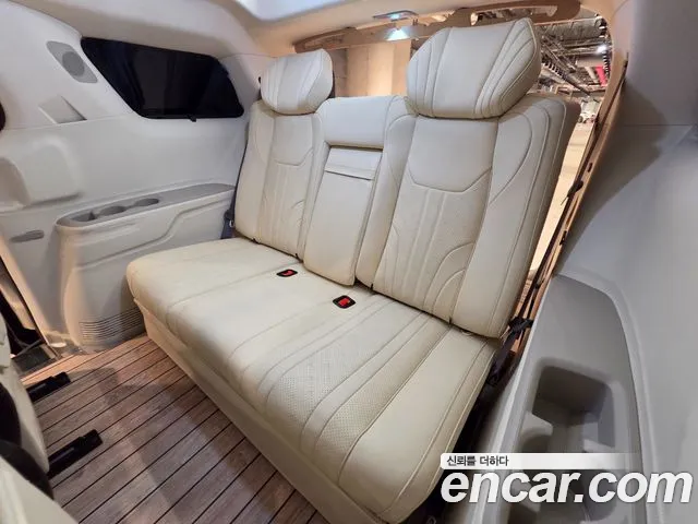 Kia Carnival 4th Gen — Фото автомобиля 21