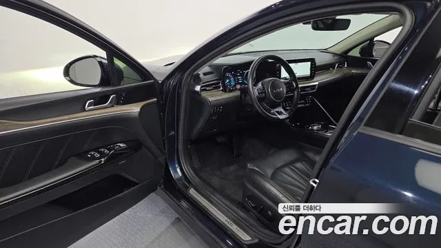 Kia K5 Signature — Фото автомобиля 10