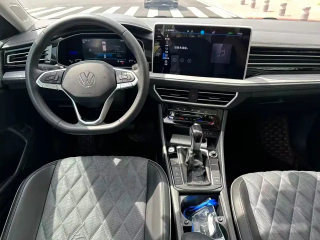 Volkswagen Sagitar — Фото автомобиля 5