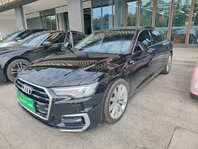 Фотография автомобиля — Audi A6L