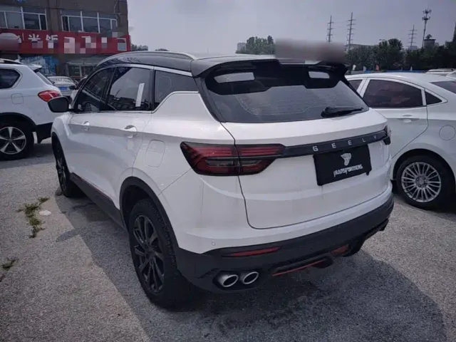 Geely Binyue — Фото автомобиля 4