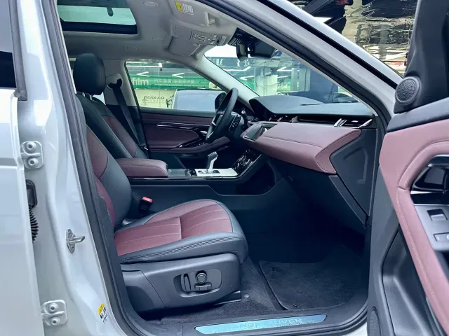 Land Rover Range Rover Evoque — Фото автомобиля 11