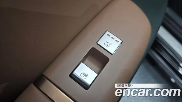 Hyundai Grandeur GN7 — Фото автомобиля 27