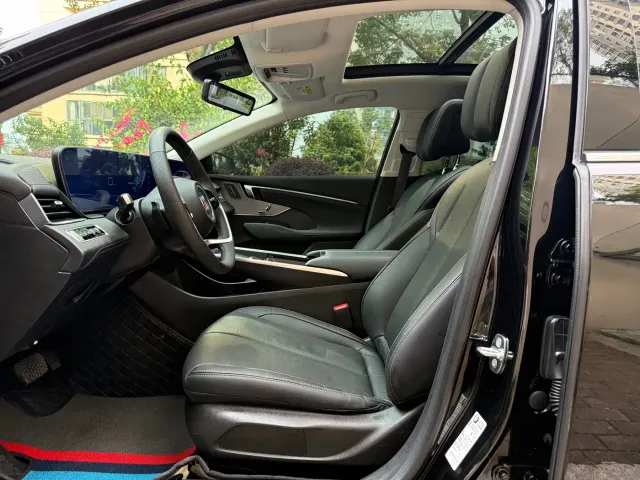 Buick LaCrosse — Фото автомобиля 4